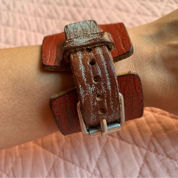 URANIUM Red & Gray leather bracelet - Wrap Strap -  Buckle Closure - Adjustable - Picture 3 of 12